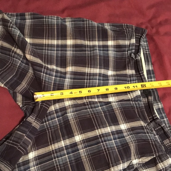 JoS. A. Bank Mens 100% Cotton Shorts - Picture 4 of 7